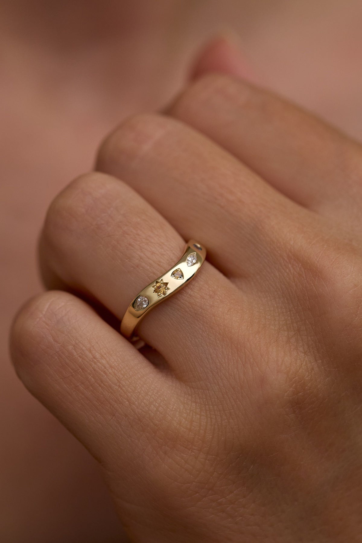 sanity:Lana Ring