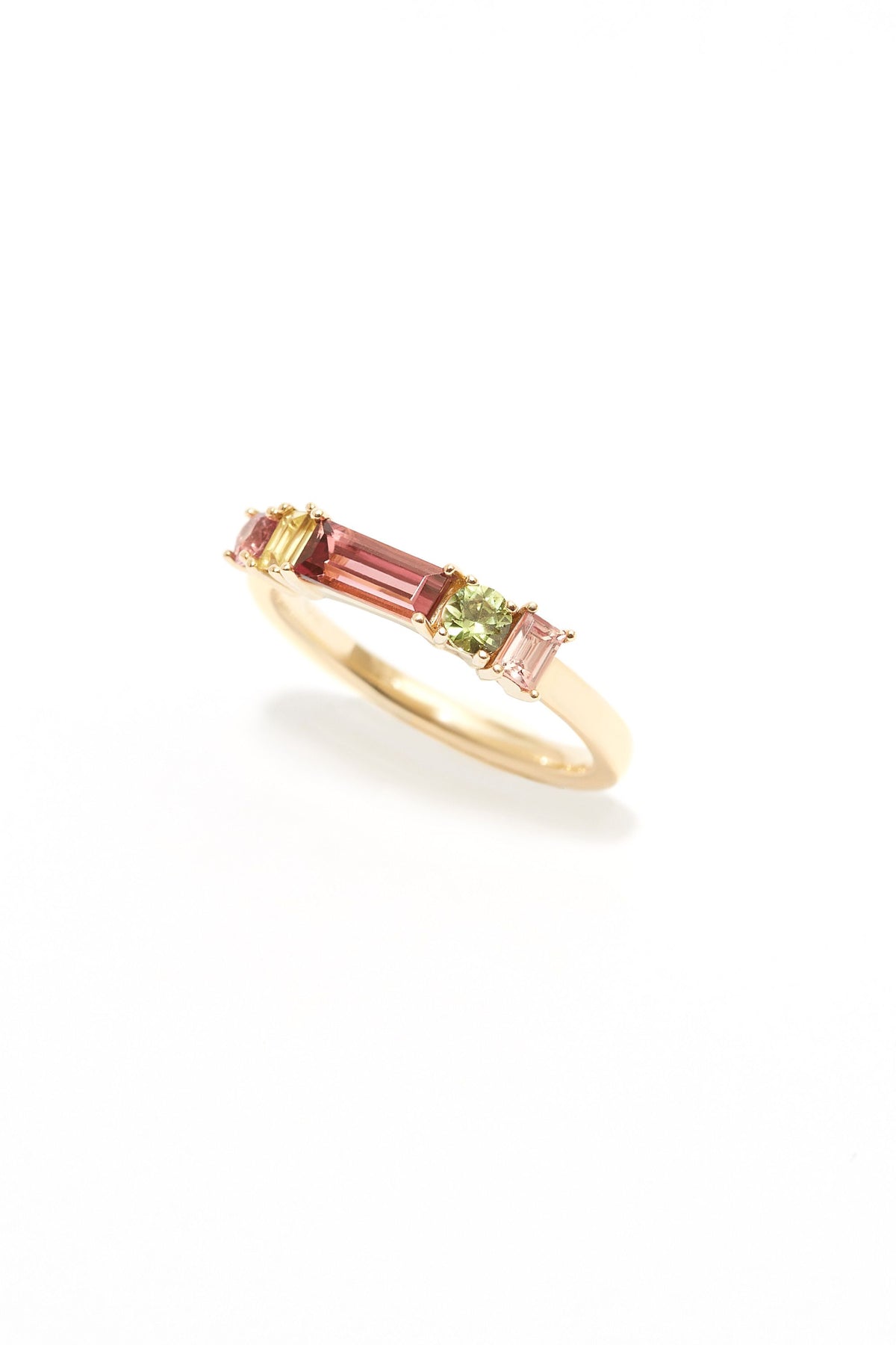 sanity:Ombra Ring