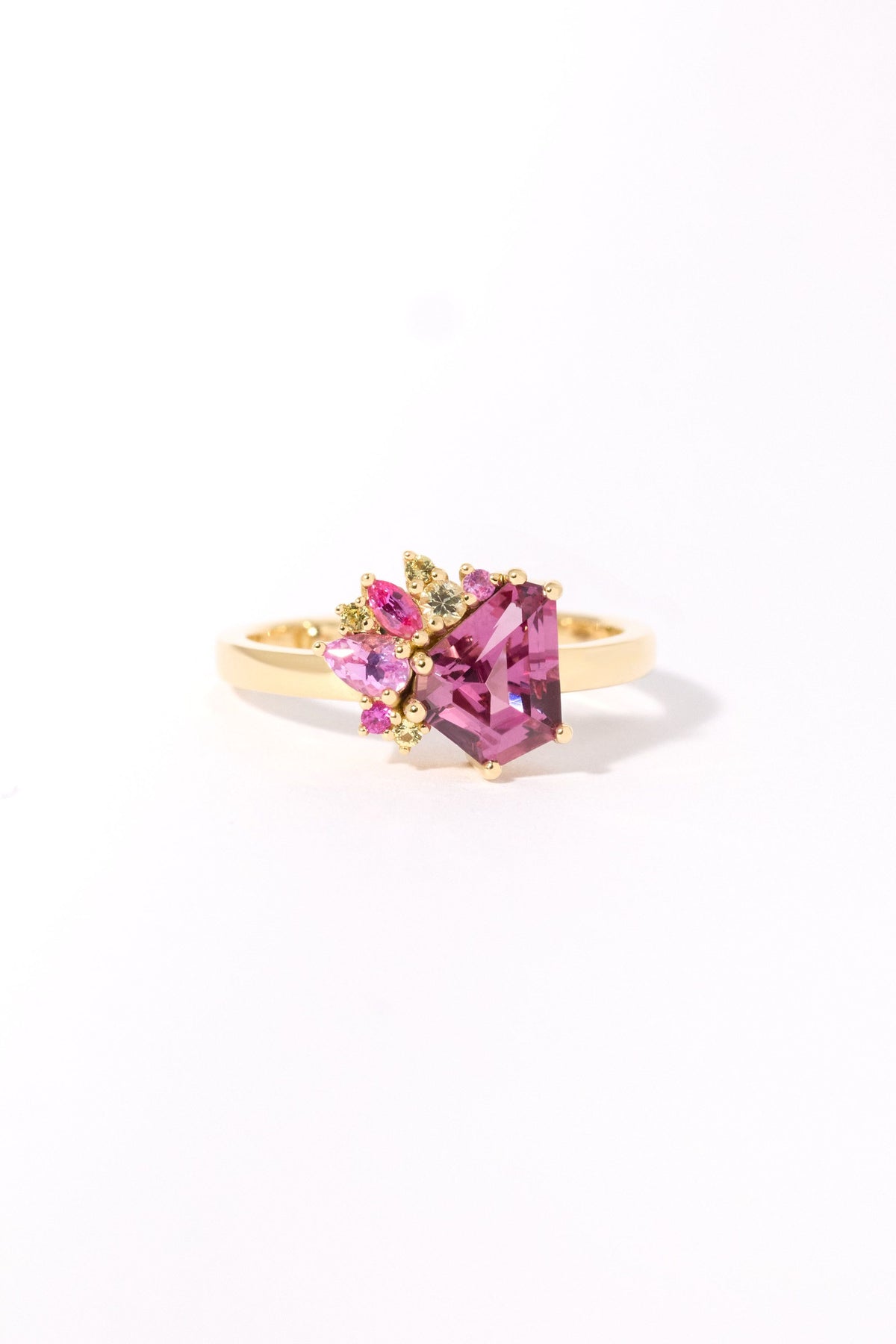 sanity:Garnia Ring