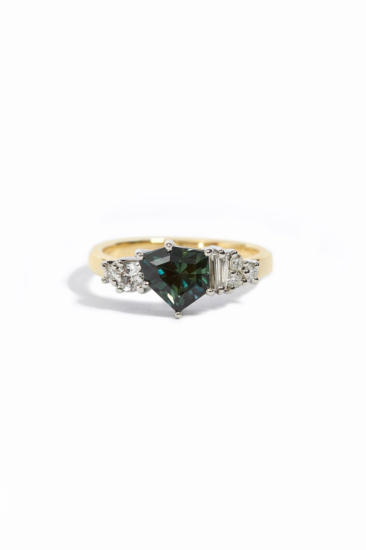 sanity:Amy Ring