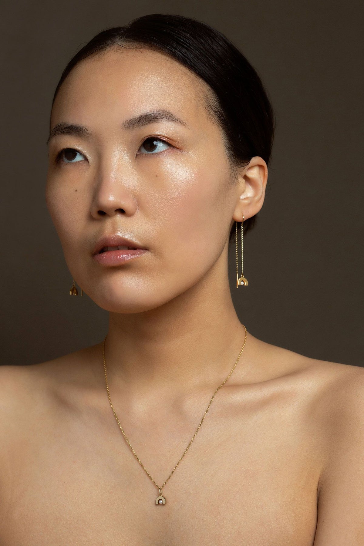 sanity:Pearl Arch Necklace