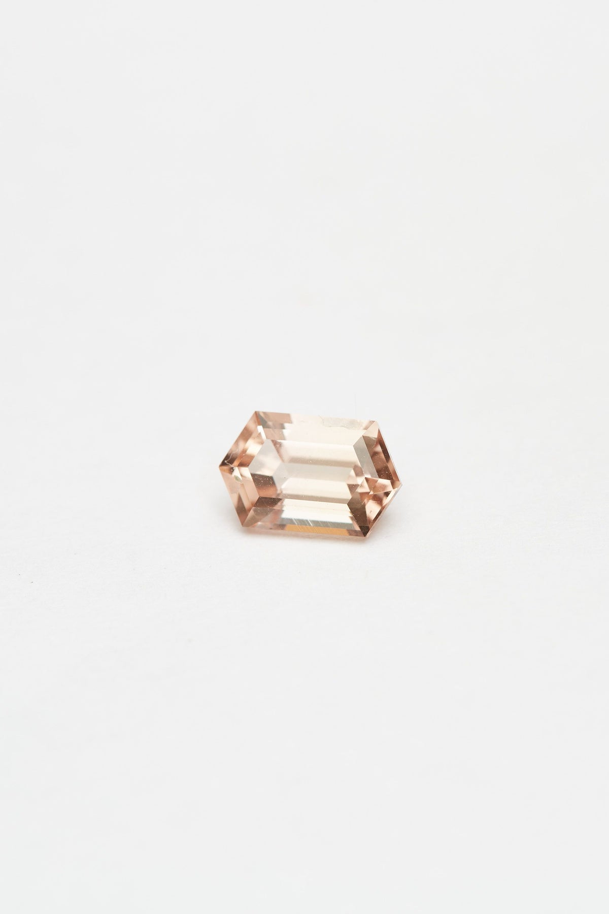 sanity:Peachy Tourmaline Elongated Hex 1.95ct