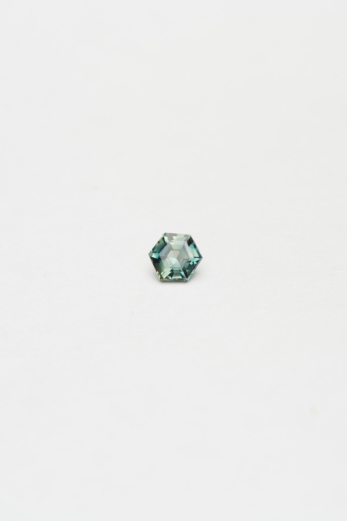 sanity:Teal Sapphire Hex 0.525ct