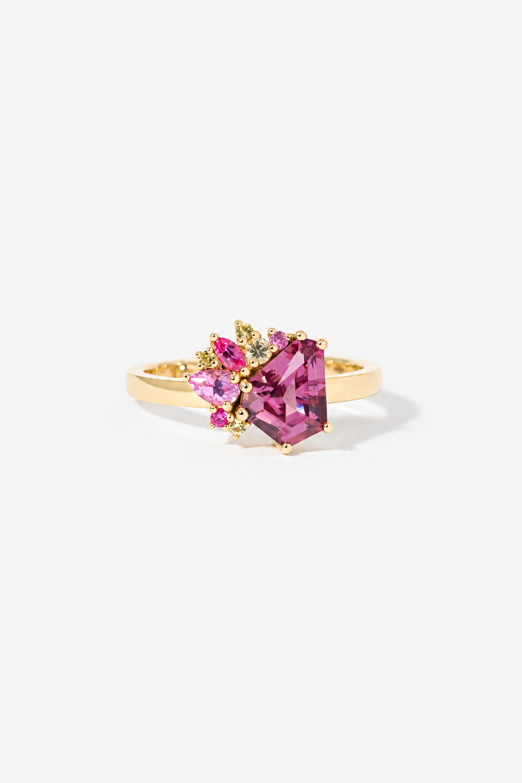 Garnia Ring