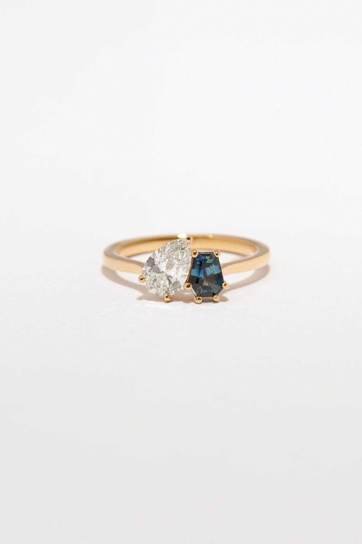 sanity:Charlotte Ring
