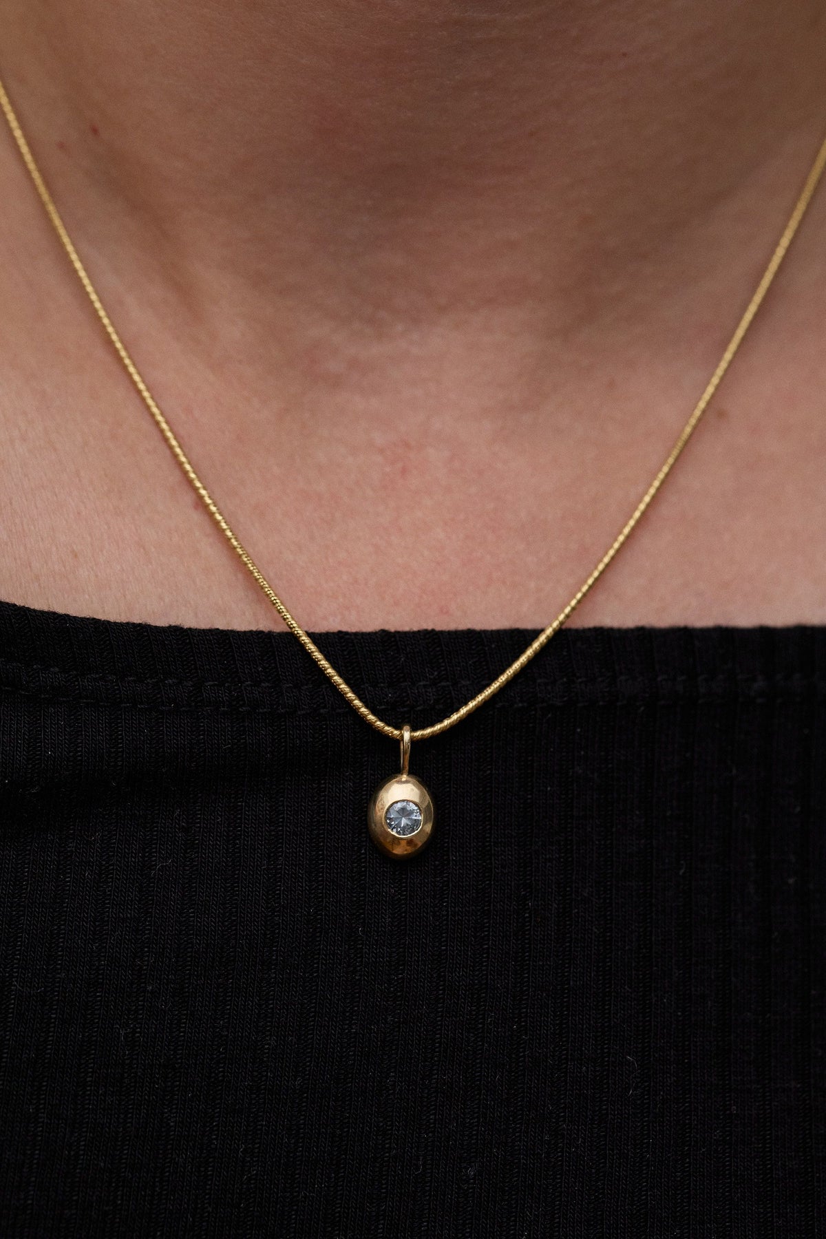 sanity:Round Study Sapphire One of a Kind