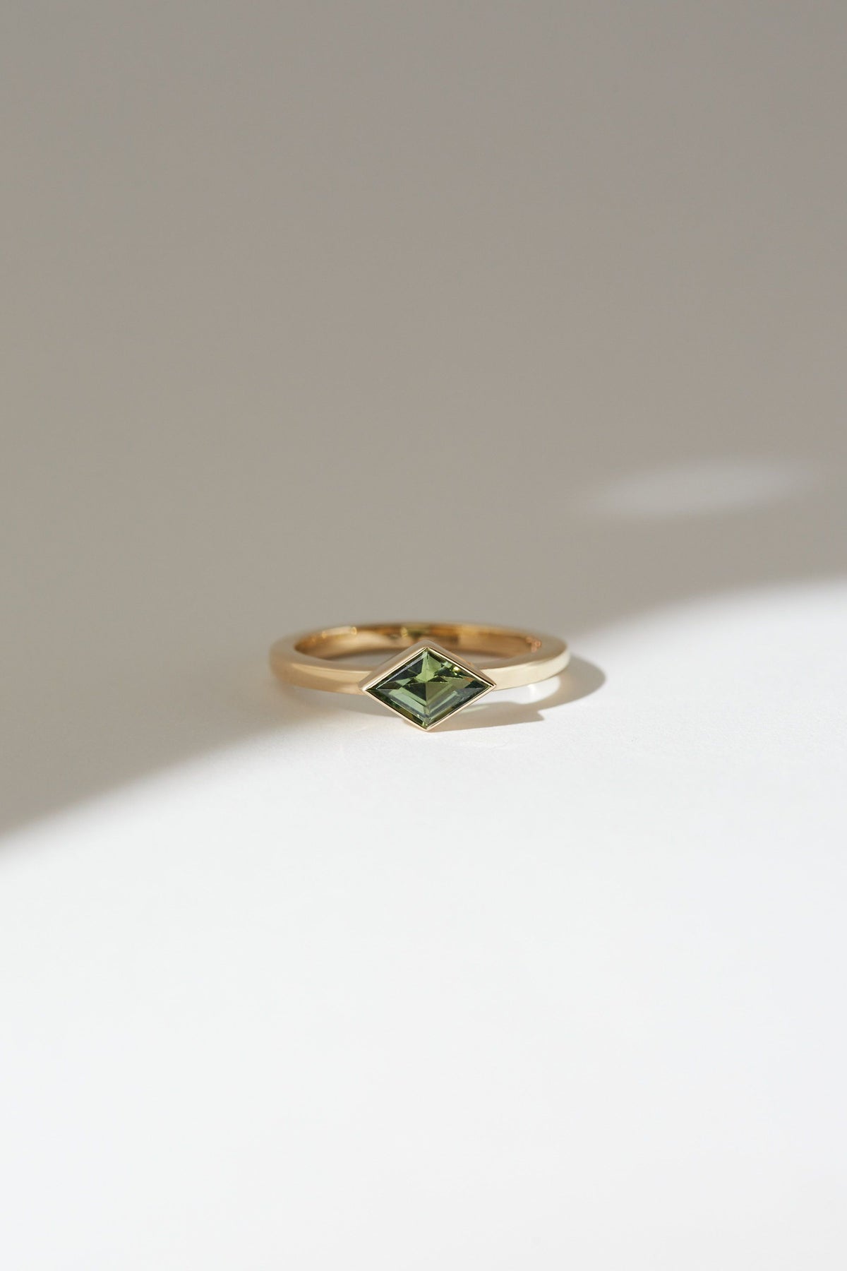 sanity:Sapphire Lozenge Ring
