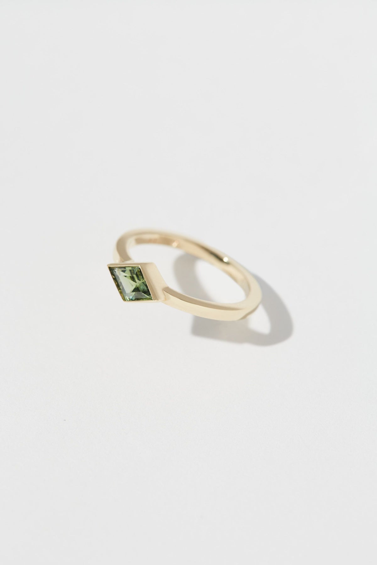 sanity:Sapphire Lozenge Ring